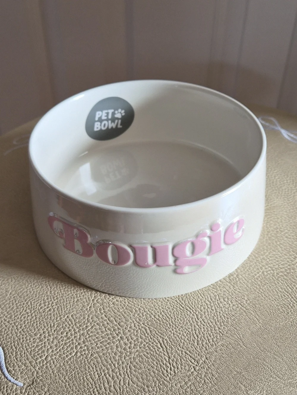 'Bougie'Pet Bowl Ceramic Dog Bowl with Pink 'Bougie' Lettering